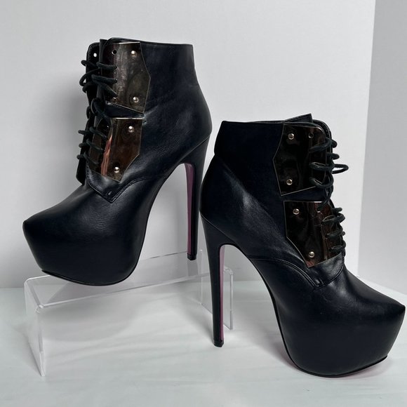 Cleopatra Shoes - Cleopatra Magda 6 inch Heel Platform‎ Booties Sz 7 Black Lace up Gold Plate